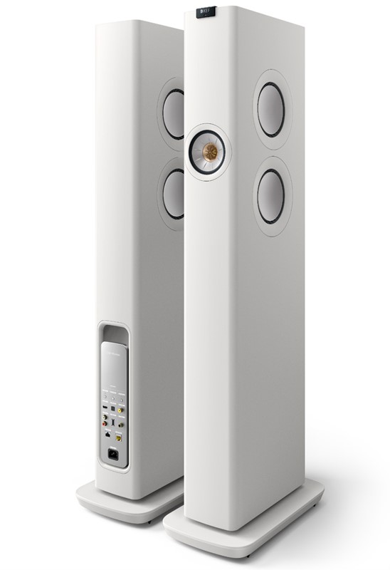 KEF LS60 Wireless svojim vizualnim izričajem nepogrešivo odaje pripadnost aktualnom trenutku – ovaj zvučnik ne možete zamijeniti za predmet nastao prije samo desetak godina, a kamoli još i ranije